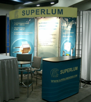 10X10 APTOS TRUSS DISPLAY